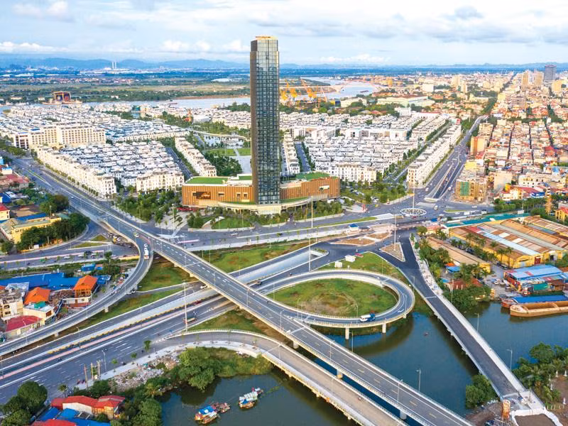 附图：今年前9个月海防市引进外资超12.44亿美元。