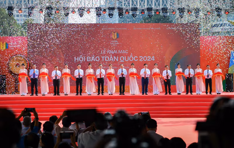 2024年越南全国报刊展正式开展。