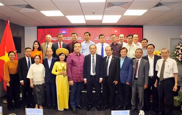 与会代表合影。