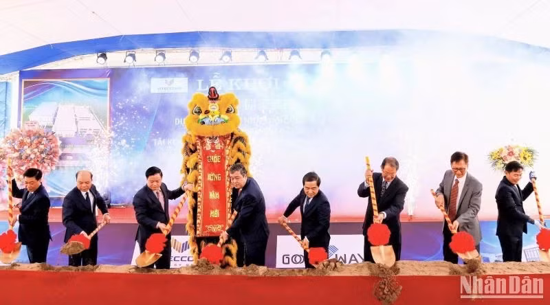 太平省总额4500万美元的电脑及周边设备生产厂动工兴建。
