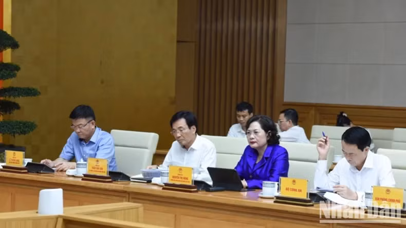与会代表。