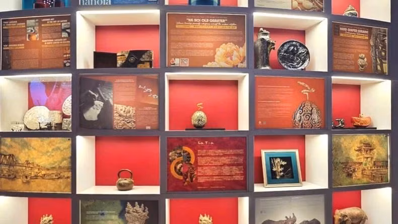 2025年世博会上的越南手工艺品。（图片来源：国际合作局）