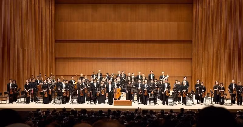 越日友好音乐会吸引了近500名观众参加。（图片来源：越通社）