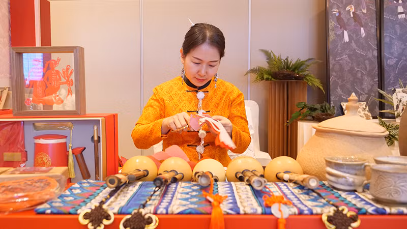 剪纸艺术作品展示。