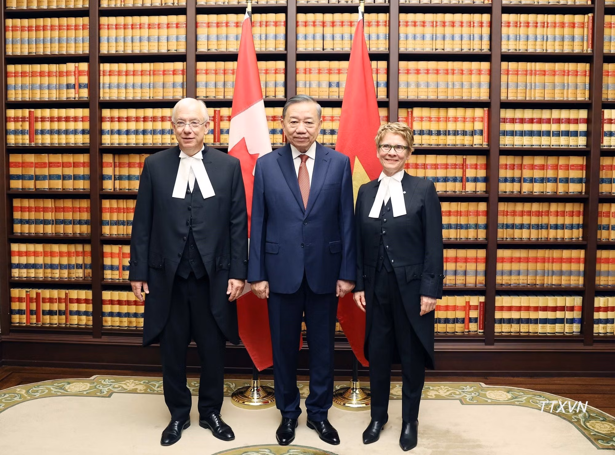 越共中央总书记、国家主席苏林会见加拿大参议院和众议院议长【组图】 ảnh 1 越共中央总书记、国家主席苏林会见加拿大参议院和众议院议长【组图】 ảnh 1