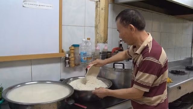 旅居泰国越南人社团温暖迎丁酉新春 ảnh 8