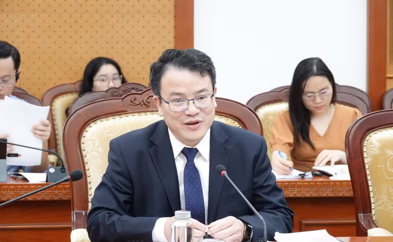 越南财政部副部长陈国方。