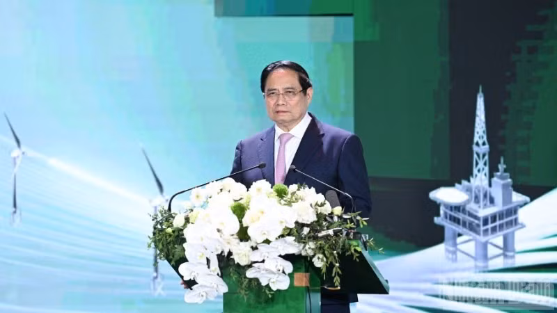 范明正总理：Petrovietnam实施'六个先锋' 。（陈海 摄）