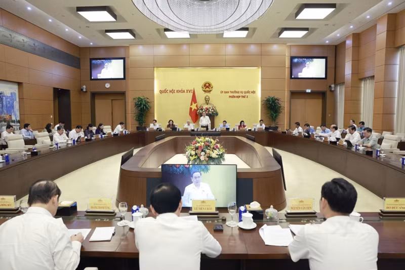 越南国会常务委员会第三次会议于6月10日举行。