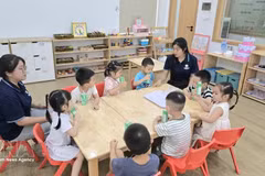 5至6岁学龄前儿童享受普及学前教育学费免减及补助政策。（图片来源：越通社）