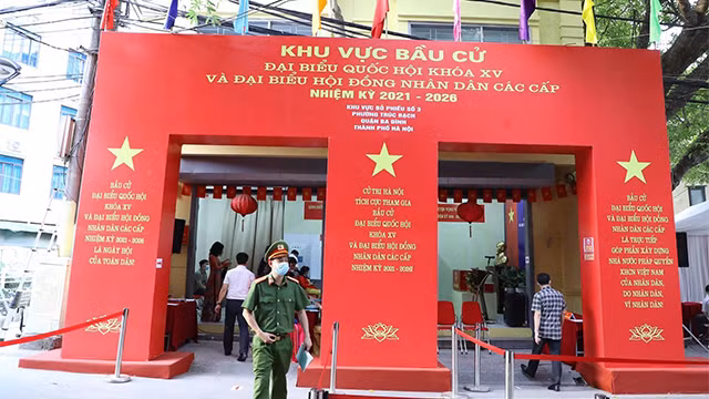 热闹非凡越南换届选举日（组图） ảnh 10