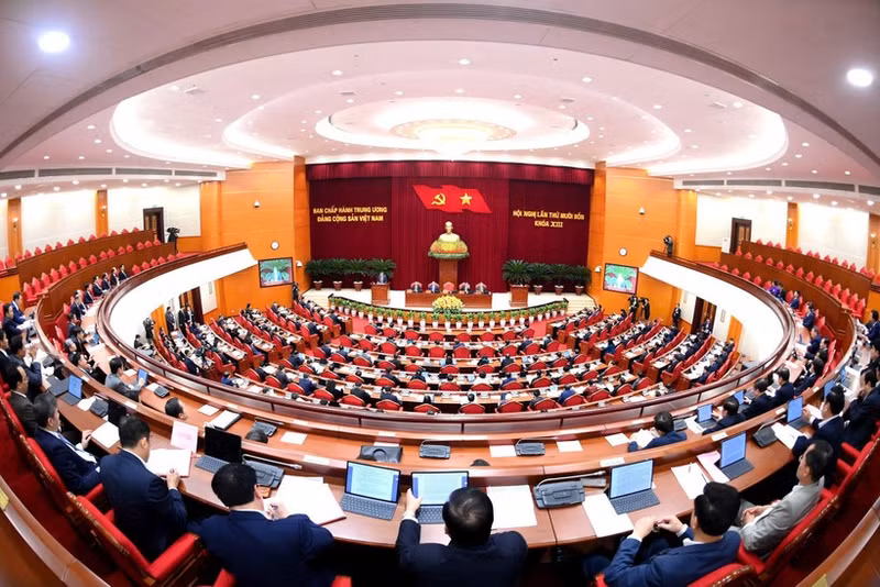 越南共产党第十三届中央委员会第十四次全体会议在首都河内开幕。（登科 摄）