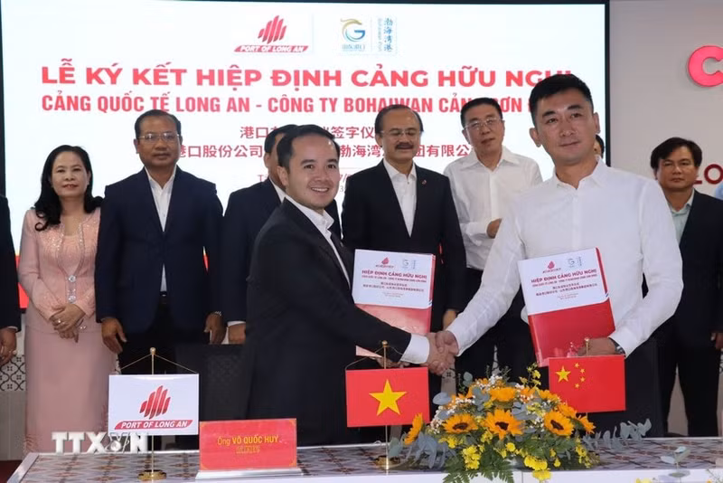 签署仪式现场。