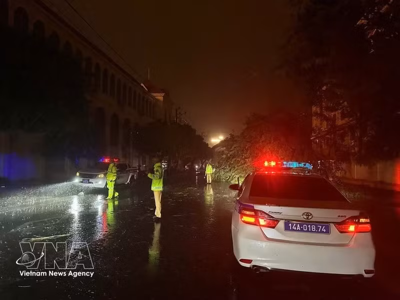 灾情发生后，该省各职能力量和地方政府立即紧密部署应对与灾后重建方案。