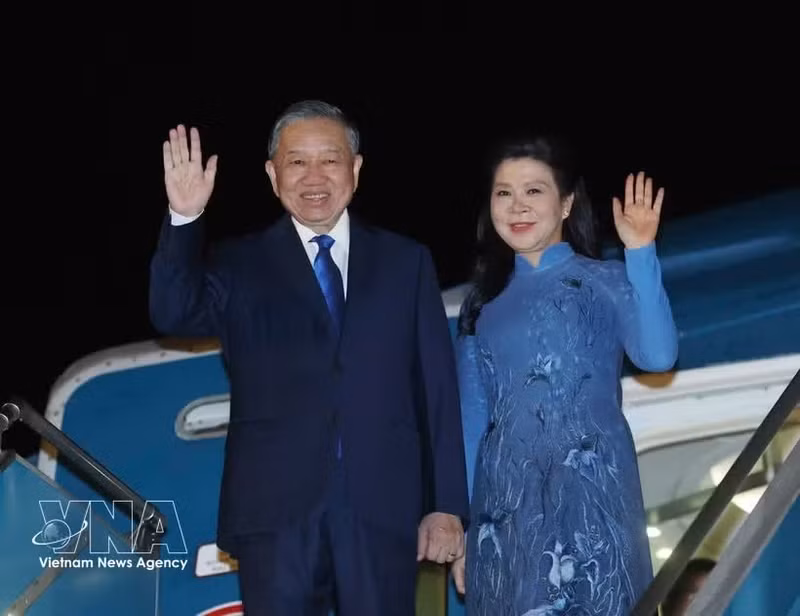 越共中央总书记、国家主席苏林及夫人启程对丹麦、欧盟和比利时进行访问。（图片来源：越通社）