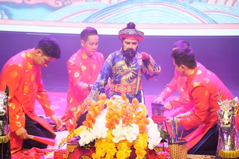 《越俄友谊长歌》的文化艺术交流演出活动。