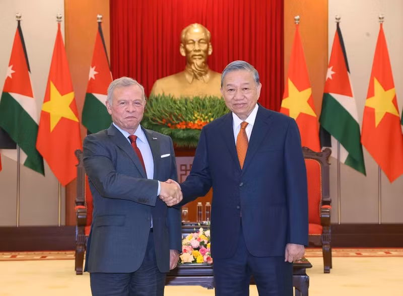 越共中央总书记苏林会见约旦国王阿卜杜拉二世。