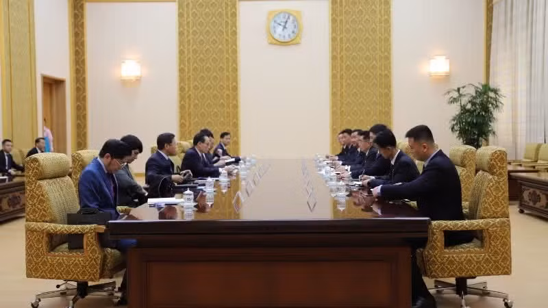 vna-potal-bo-truong-ngoai-giao-le-hoai-trung-tham-trieu-tien-8759085-8859.jpg