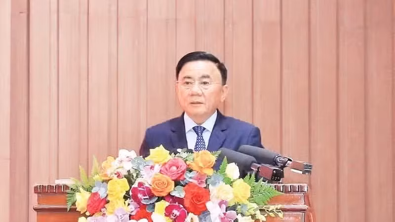 越共中央政治局委员、中央书记处常务书记陈锦秀。
