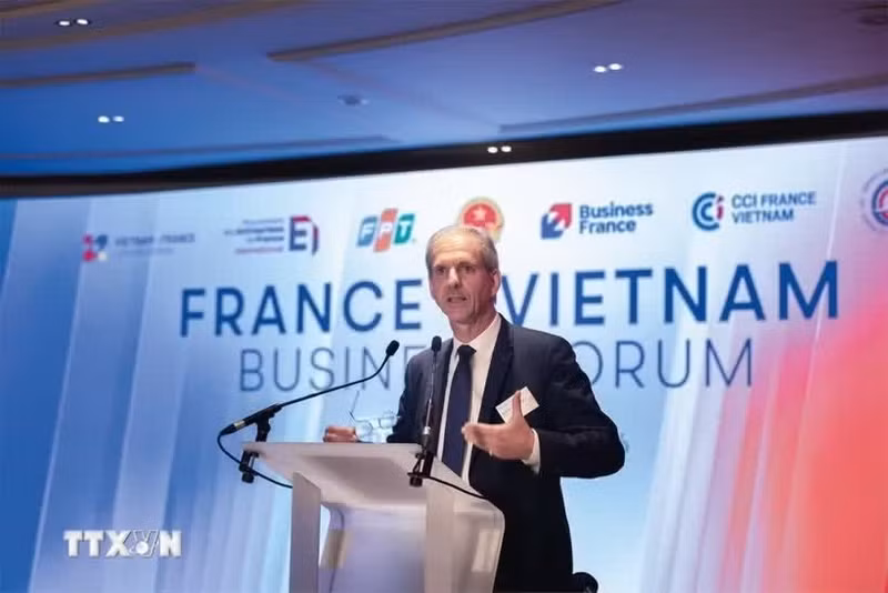 法国—越南企业理事会主席、法国雇主协会国际事务部（MEDEF International）副主席、Artelia集团执行董事长伯努瓦·克洛谢尔。（图片来源：越通社）