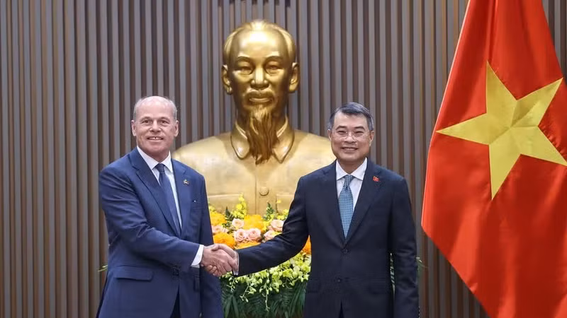黎明兴总理与吉姆·尼克尔大使。