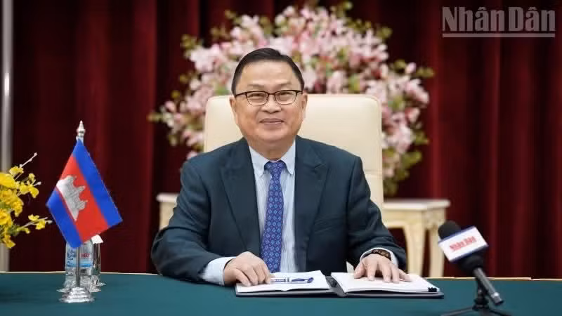 柬埔寨首相助理特派部长、东盟事务负责人苏拿罗博士。（丁长 摄）