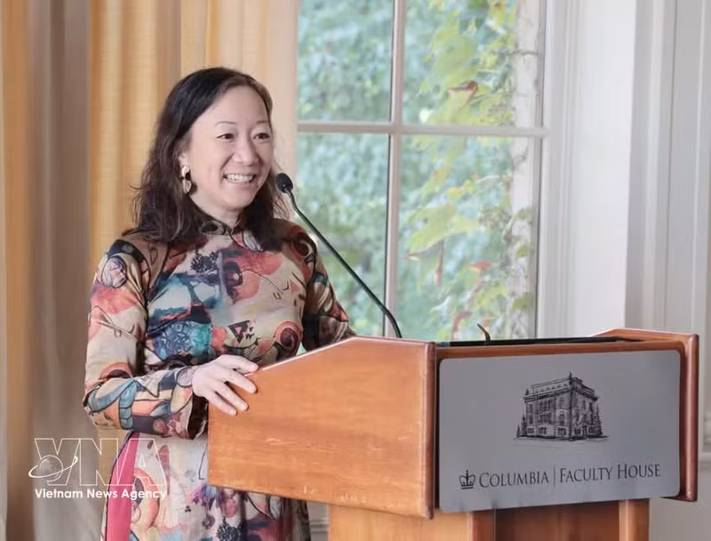 美国哥伦比亚大学韦瑟黑德东亚研究所所长阮氏莲姮教授。（图片来源：越通社）