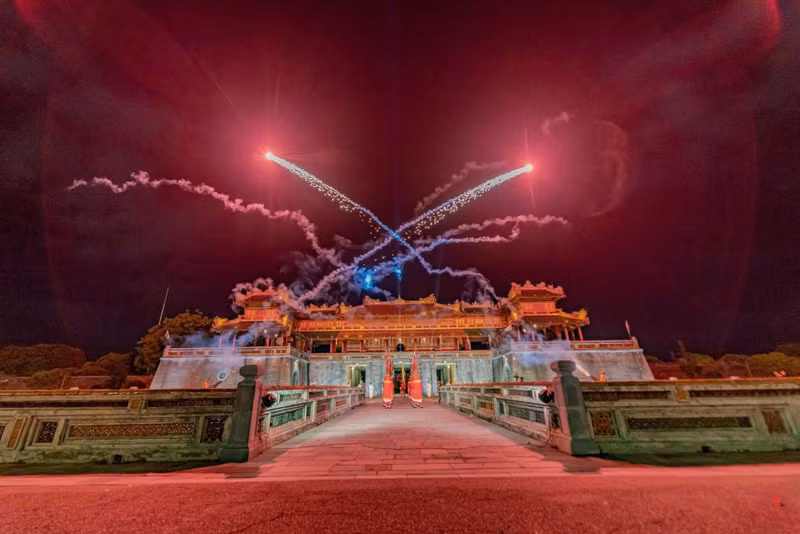 顺化皇城推出'梦幻皇宫'夜游活动。（图片来源：越通社）