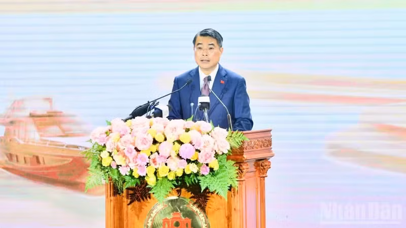 越南政府总理黎明兴在会上致辞。（图片来源：越通社）