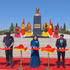 越南国家副主席武氏映春与吉尔吉斯斯坦领导人代表共同为胡志明主席纪念碑剪彩。（图片来源：越通社）