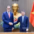 政府总理黎明兴接受法国驻越南大使奥利维耶·布罗谢辞行拜会。（青江 摄）