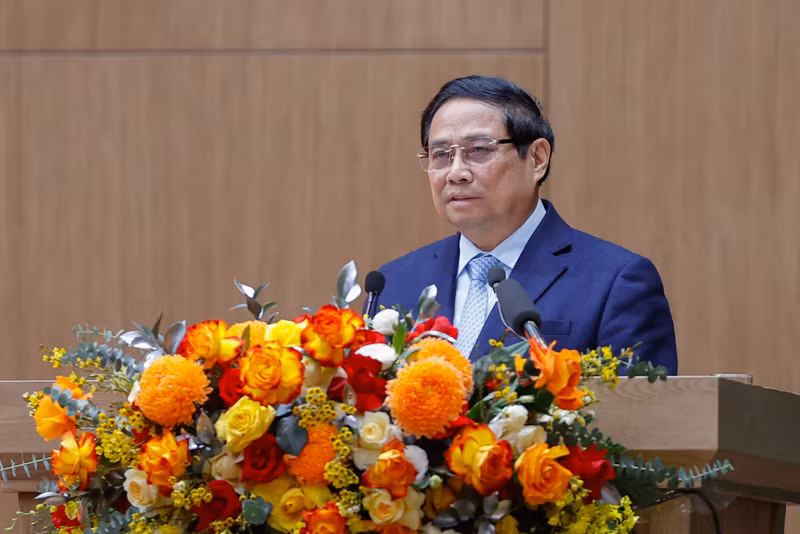 范明正总理发表讲话。（图片来源：VGP）