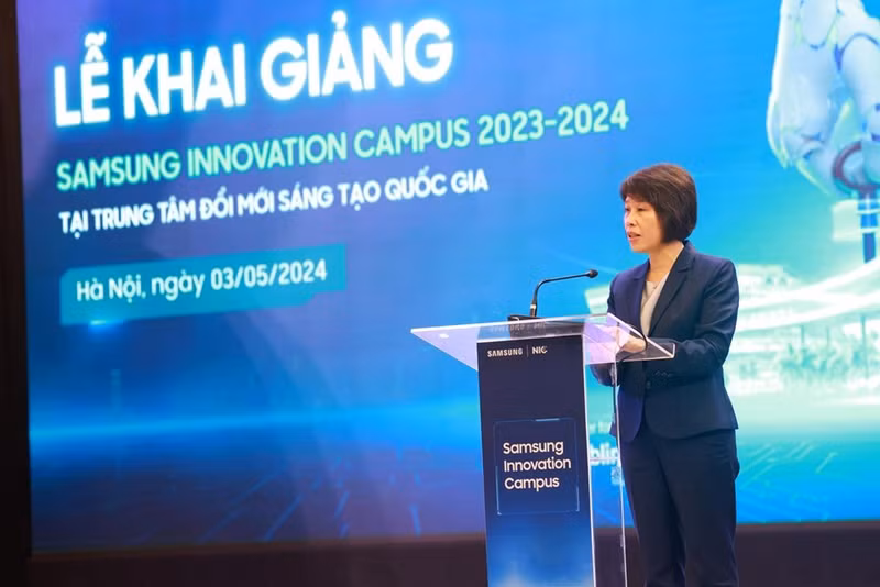 越南计划与投资部副部长阮氏碧玉在仪式上致开幕词。