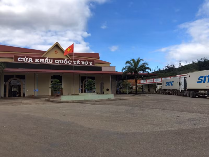 布依国际口岸。