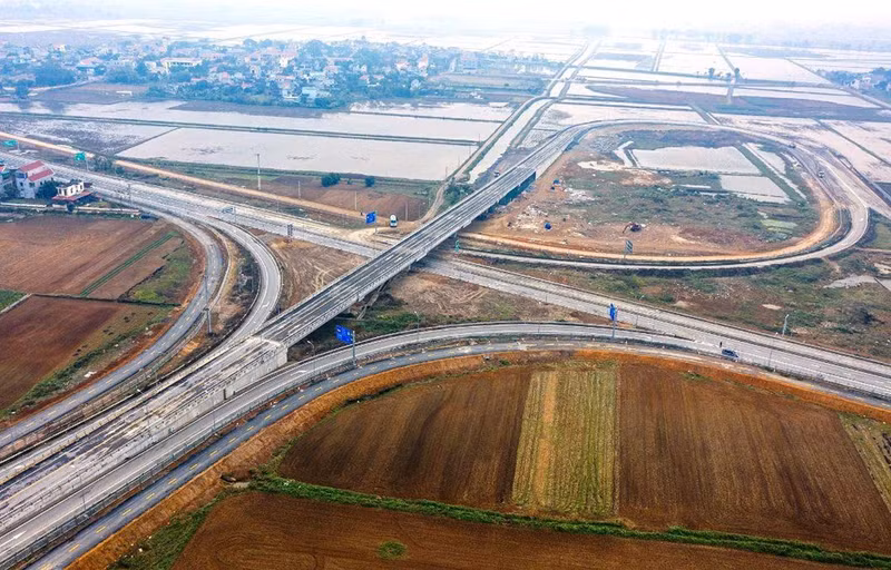 附图。
