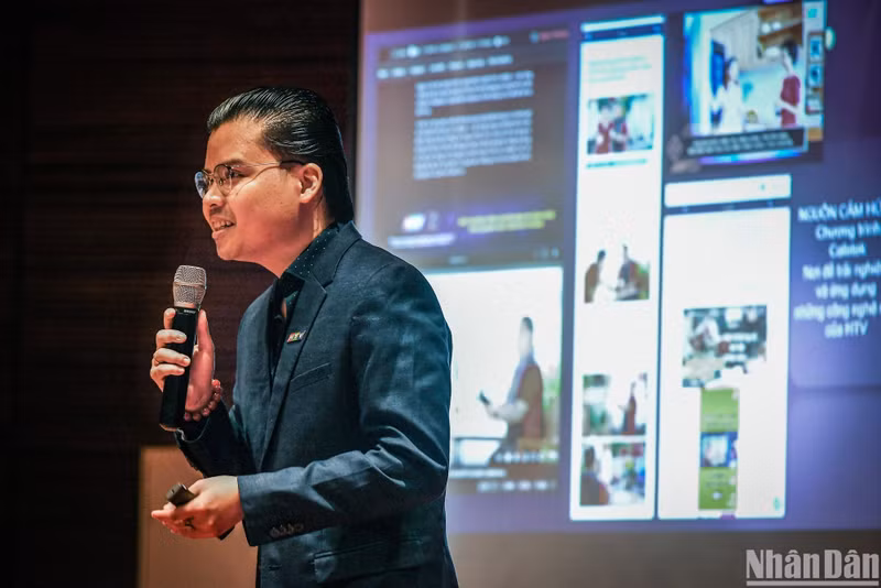 胡志明市电视台记者吴陈盛介绍了在HTV电视节目创作中试验ChatGPT在创意内容生成方面的结果。