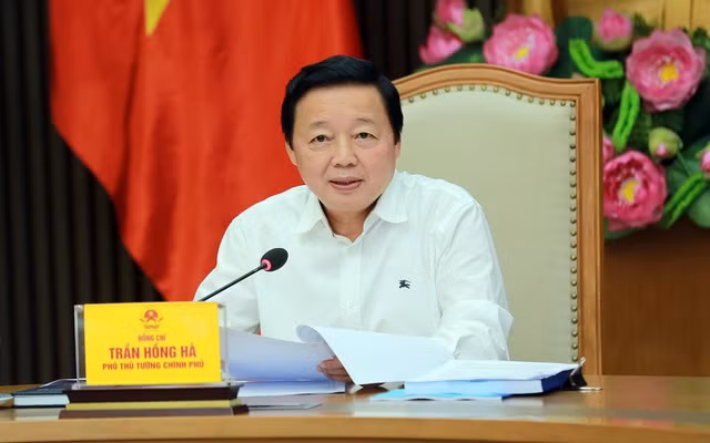 政府副总理陈红河。