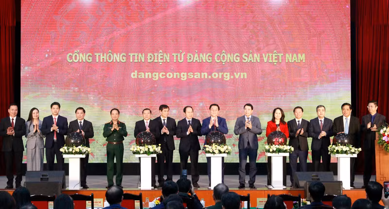 越共中央宣教部举行越南共产党信息门户网站上线仪式。