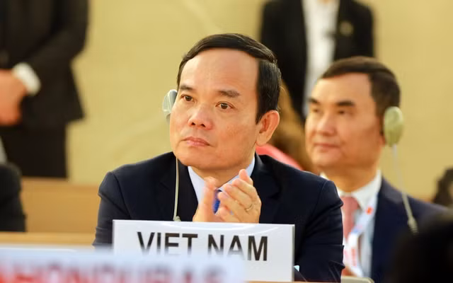 陈流光副总理率团出席会议。（图片来源：VGP）