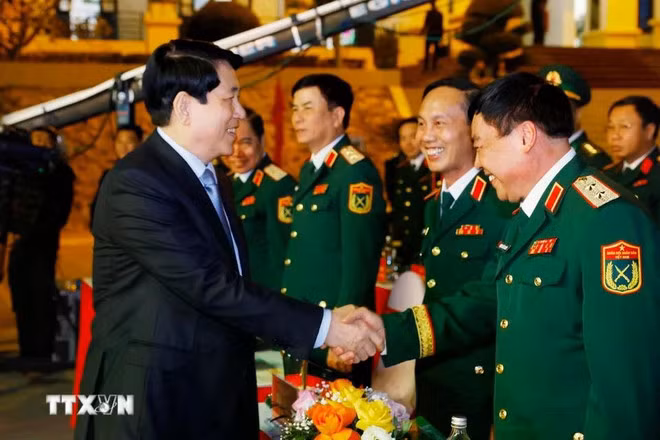越南国家主席梁强出席'边防之春暖边民之心'活动 ảnh 1