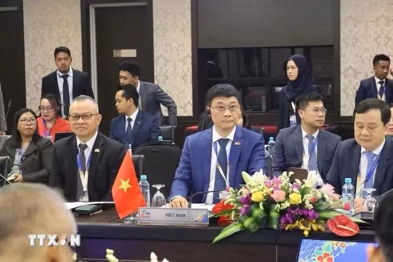 越南国会副主席武红青出席东盟议会联盟- 东盟领导人会晤筹备会议。（图片来源：越通社）
