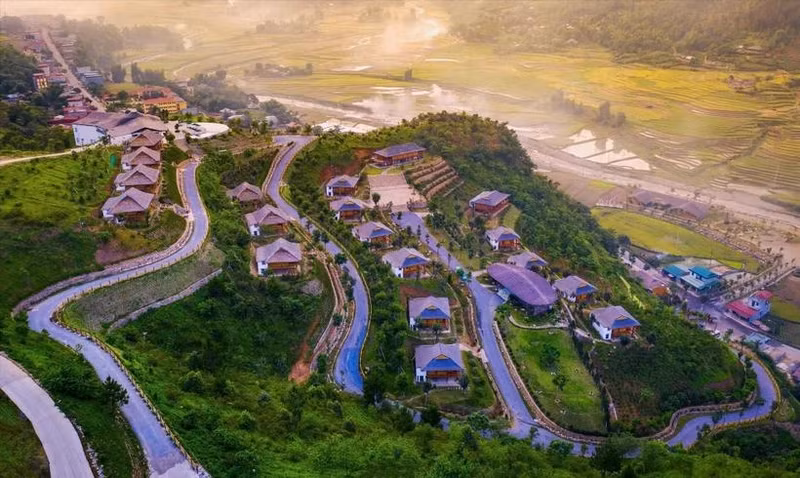 安沛省文振县秀丽乡的Le - Chapa度假旅游区。