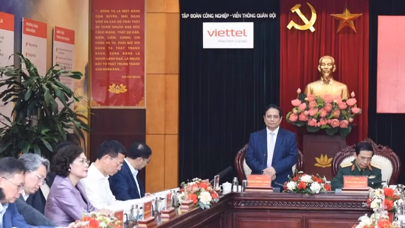 范明正总理在会上发表讲话。（陈海 摄）