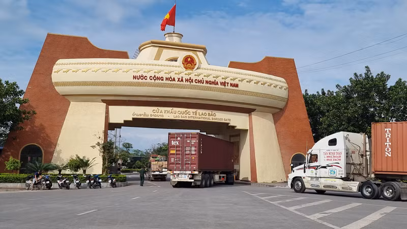 广治省劳保国际口岸。