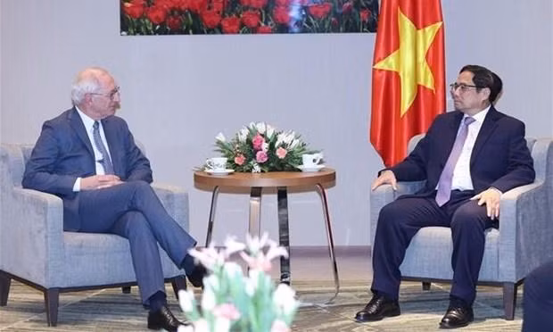 范明正总理会见荷兰Nedspice集团首席执行官Alfons van Gulic。 范明正总理会见荷兰Nedspice集团首席执行官Alfons van Gulic。