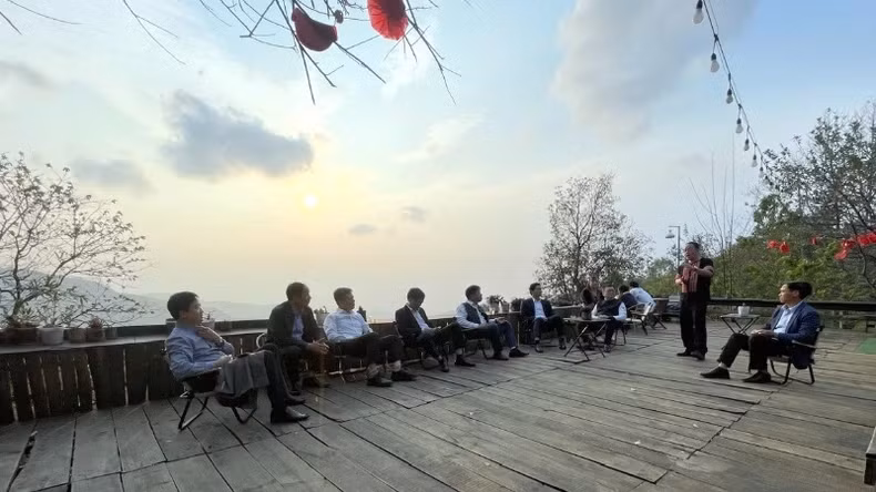 辛水湖(Sin Suối Hồ)社区旅游村深受游客们的喜爱。 辛水湖(Sin Suối Hồ)社区旅游村深受游客们的喜爱。
