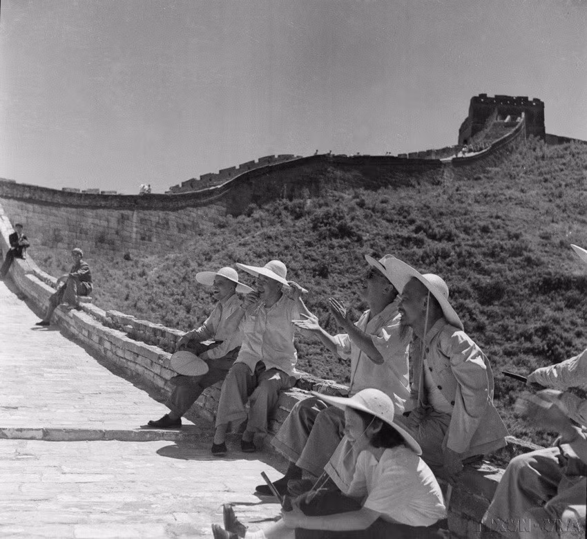 胡志明主席永远活在国际友人心目中【组图】 ảnh 13