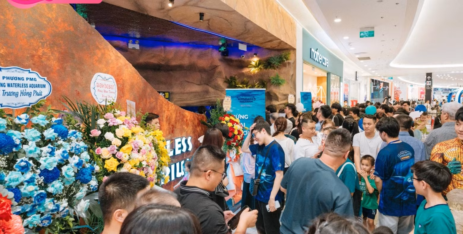 河东永旺梦乐城挤满顾客。 河东永旺梦乐城挤满顾客。
