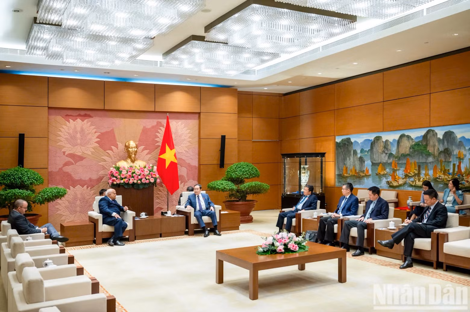 会见场景。