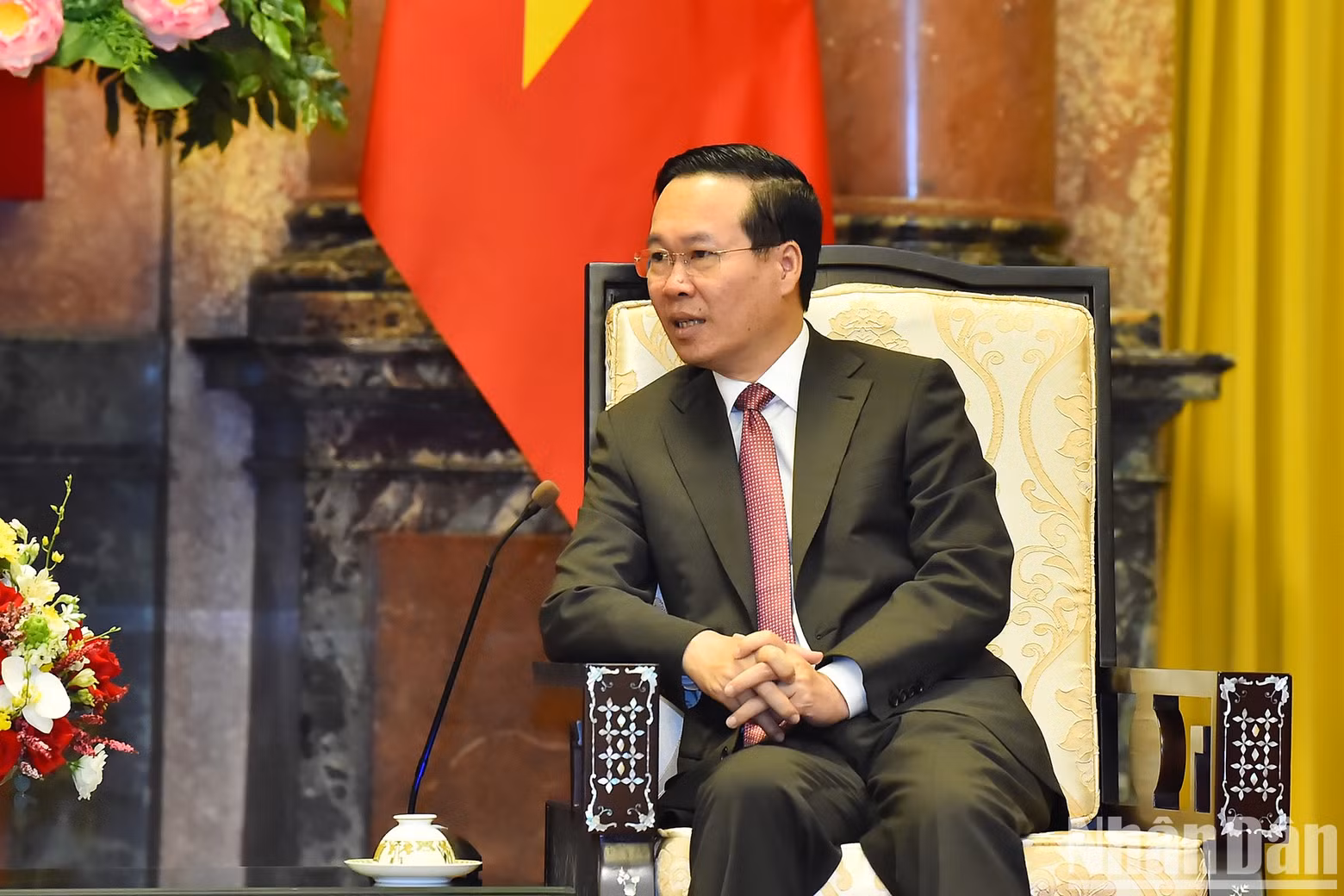 越南国家主席武文赏在会见中发表讲话。